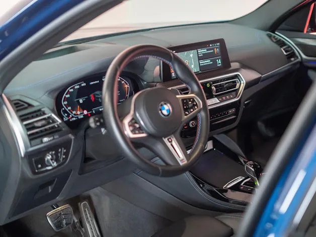 BMW X4 M40d / Rückfahrkamera / HeadUp / AHK