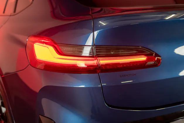 BMW X4 M40d / Rückfahrkamera / HeadUp / AHK
