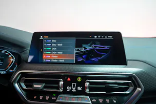 BMW X4 M40d / Rückfahrkamera / HeadUp / AHK