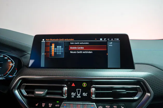 BMW X4 M40d / Rückfahrkamera / HeadUp / AHK