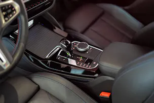 BMW X4 M40d / Rückfahrkamera / HeadUp / AHK