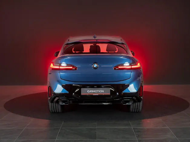 BMW X4 M40d / Rückfahrkamera / HeadUp / AHK