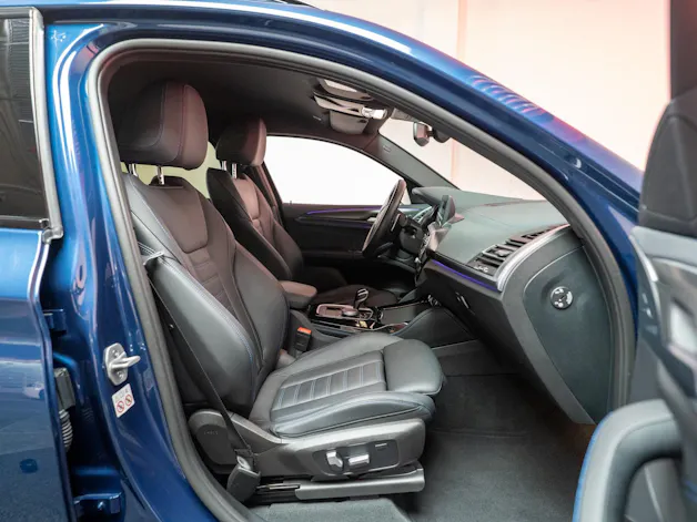 BMW X4 M40d / Rückfahrkamera / HeadUp / AHK