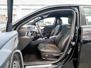 MERCEDES-BENZ A 200 AMG Line Limousine / Navi / Rückfahrkamera