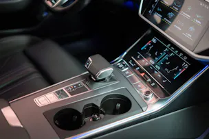AUDI A7 Sportback 3.0 45 TDI quattro T-Tronic / S-Line / Glasdach / Rückfahrkamera