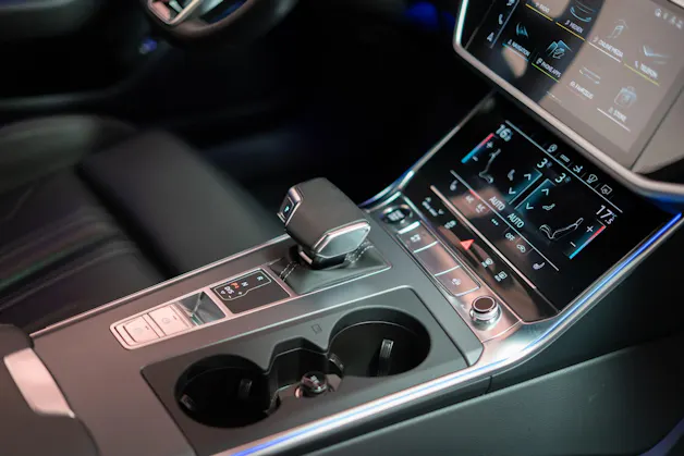AUDI A7 Sportback 3.0 45 TDI quattro T-Tronic / S-Line / Glasdach / Rückfahrkamera