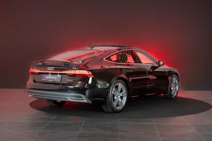AUDI A7 Sportback 3.0 45 TDI quattro T-Tronic / S-Line / Glasdach / Rückfahrkamera