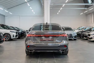 AUDI A5 Limousine S-Line TFSI S-Tronic / Rückfahrkamera / el.Heckklappe / AHK