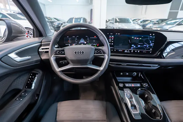 AUDI A5 Limousine S-Line TFSI S-Tronic / Rückfahrkamera / el.Heckklappe / AHK