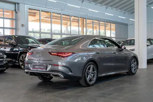 MERCEDES-BENZ CLA 200 AMG Line / Rückfahrkamera / Ambientebeleuchtung / Navi