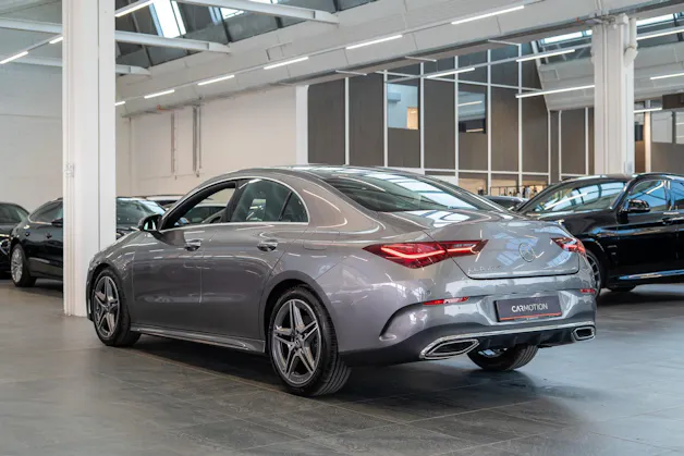 MERCEDES-BENZ CLA 200 AMG Line / Rückfahrkamera / Ambientebeleuchtung / Navi