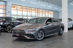 MERCEDES-BENZ CLA 200 AMG Line / Rückfahrkamera / Ambientebeleuchtung / Navi