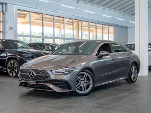 MERCEDES-BENZ CLA 200 AMG Line / Rückfahrkamera / Ambientebeleuchtung / Navi