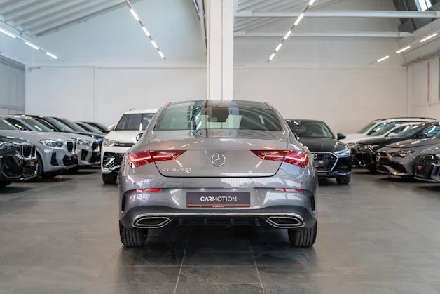 MERCEDES-BENZ CLA 200 AMG Line / Rückfahrkamera / Ambientebeleuchtung / Navi