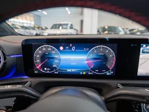 MERCEDES-BENZ CLA 200 AMG Line / Rückfahrkamera / Ambientebeleuchtung / Navi