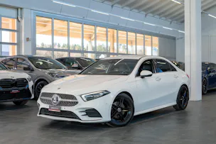 MERCEDES-BENZ A 180 AMG Line Limousine