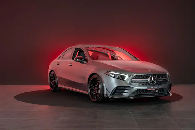 MERCEDES-BENZ A 35 AMG 4matic Limousine / CH-Fahrzeug / Panorama / el.Sitze