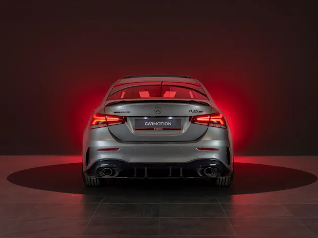 MERCEDES-BENZ A 35 AMG 4matic Limousine / CH-Fahrzeug / Panorama / el.Sitze