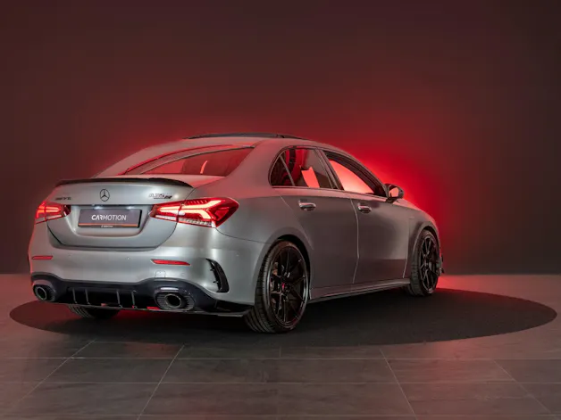 MERCEDES-BENZ A 35 AMG 4matic Limousine / CH-Fahrzeug / Panorama / el.Sitze
