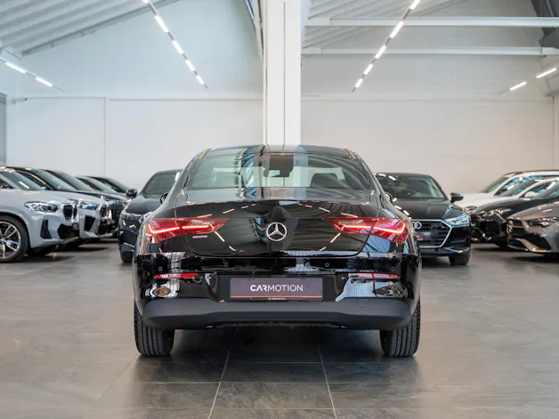 MERCEDES-BENZ CLA 180 Progressive / Facelift / Rückfahrkamera / Sitzheizung