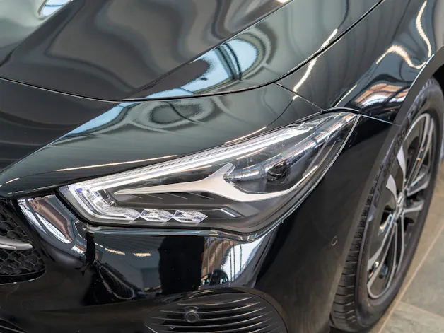 MERCEDES-BENZ CLA 180 Progressive / Facelift / Rückfahrkamera / Sitzheizung