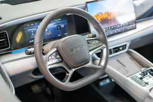 BYD Sealion 7 91,3 kWh Excellence AWD / Panoramadach / Head-Up Display / 360° Kamera