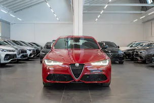 ALFA ROMEO Giulia 2.0 Q4 TI Edition / Memory Sitze / Voll-Leder / Navi