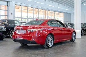 ALFA ROMEO Giulia 2.0 Q4 TI Edition / Memory Sitze / Voll-Leder / Navi