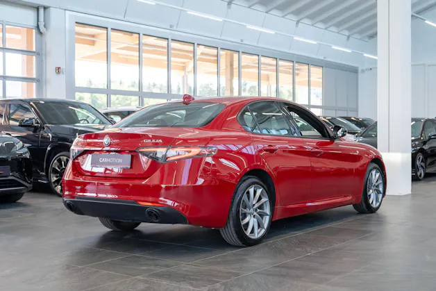 ALFA ROMEO Giulia 2.0 Q4 TI Edition / Memory Sitze / Voll-Leder / Navi
