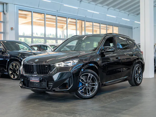 BMW X1 M35i M Sport Pro / 360°Kamera / HeadUp / Harman/Kardon