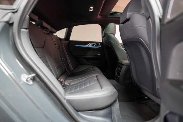 BMW M440i xDrive Gran Coupé M Sport Pro / Glasdach / 360°Kamera / el.Sitze