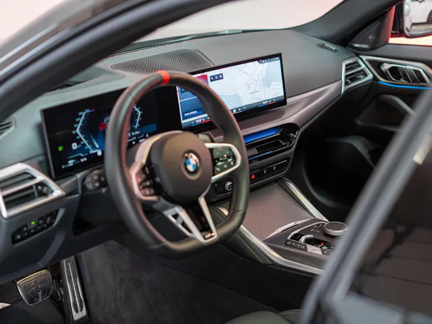 BMW M440i xDrive Gran Coupé M Sport Pro / Glasdach / 360°Kamera / el.Sitze