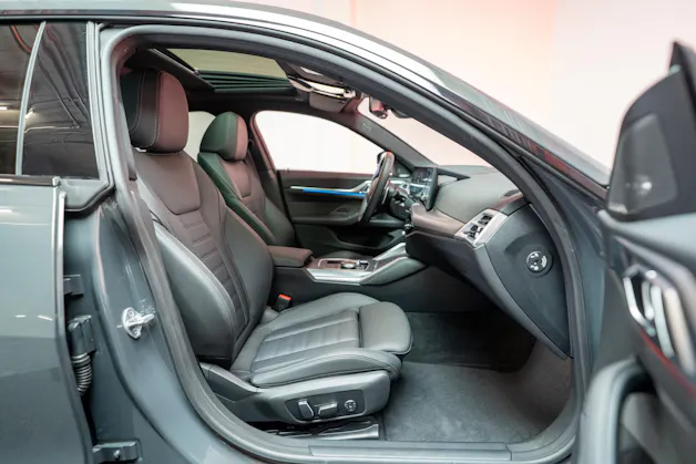 BMW M440i xDrive Gran Coupé M Sport Pro / Glasdach / 360°Kamera / el.Sitze