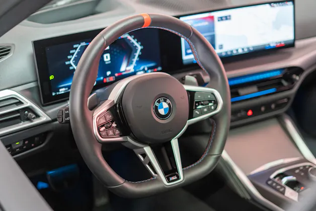 BMW M440i xDrive Gran Coupé M Sport Pro / Glasdach / 360°Kamera / el.Sitze