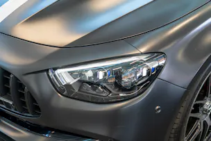 MERCEDES-BENZ E 63 S AMG 4matic+ / Final Edition 1 of 999 / Panorama-Schiebedach / Head-Up Display / Burmester