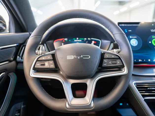 BYD Seal U DM-i Boost / Panorama / Head-Up Display / 360 Kamera