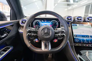 MERCEDES-BENZ GLC 43 AMG 4matic / Facelift / 360°Grad / Ambientebeleuchtung