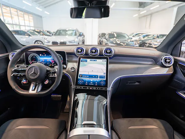 MERCEDES-BENZ GLC 43 AMG 4matic / Facelift / 360°Grad / Ambientebeleuchtung