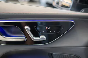 MERCEDES-BENZ GLC 43 AMG 4matic / Facelift / 360°Grad / Ambientebeleuchtung