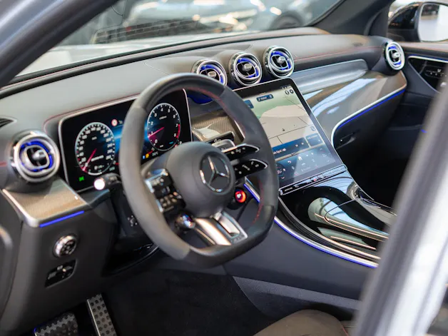 MERCEDES-BENZ GLC 43 AMG 4matic / Facelift / 360°Grad / Ambientebeleuchtung