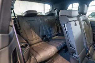 BMW X7 xDrive 48V M60i M Sport / 23" Felgen / Iconic Glow / Head-Up Display / Panorama-Schiebedach