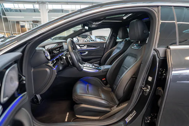 MERCEDES-BENZ AMG GT 63 S 4matic+ / Panorama-Schiebedach / Head-Up Display / Burmester