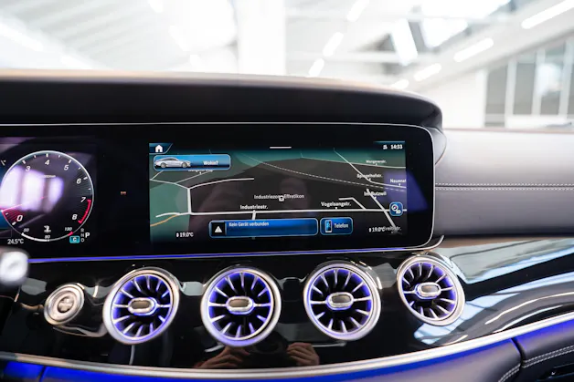 MERCEDES-BENZ AMG GT 63 S 4matic+ / Panorama-Schiebedach / Head-Up Display / Burmester
