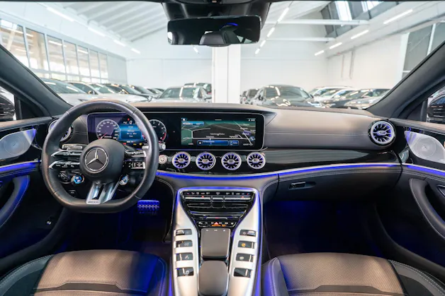 MERCEDES-BENZ AMG GT 63 S 4matic+ / Panorama-Schiebedach / Head-Up Display / Burmester