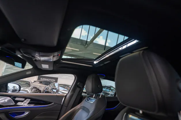MERCEDES-BENZ AMG GT 63 S 4matic+ / Panorama-Schiebedach / Head-Up Display / Burmester