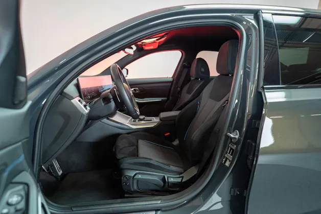 BMW 320i M Sport SAG / 360°Kamera / HeadUp / el.Heckklappe