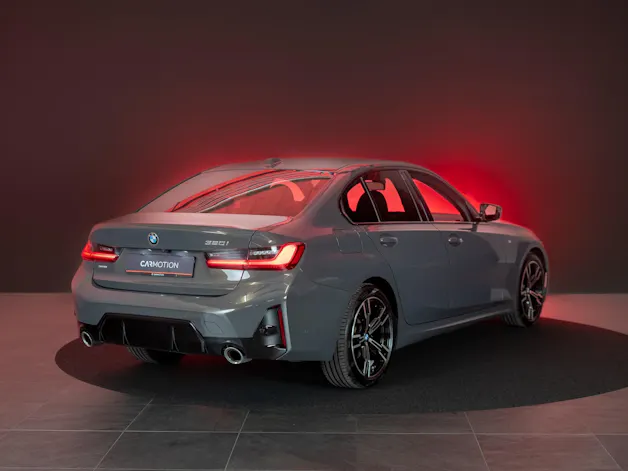 BMW 320i M Sport SAG / 360°Kamera / HeadUp / el.Heckklappe