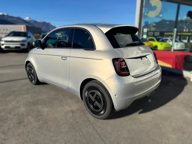 FIAT 500 BEV GIORGIO ARMANI