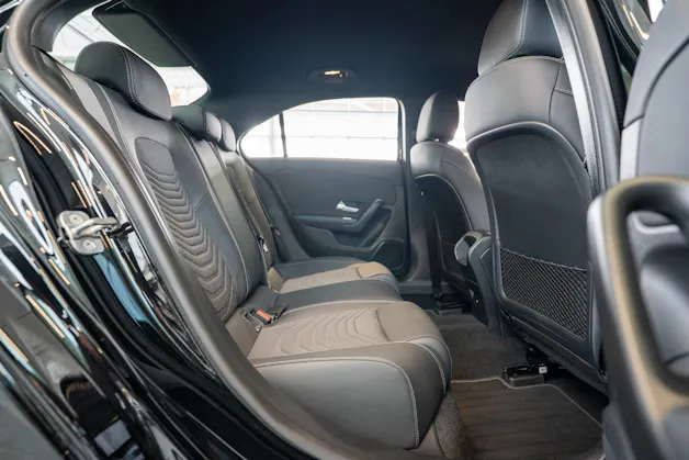 MERCEDES-BENZ A 180 Progressive Limousine / Facelift / Rückfahrkamera / Sitzheizung