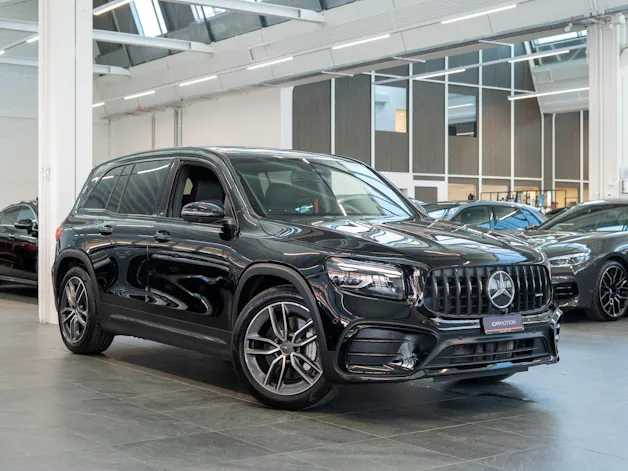 MERCEDES-BENZ GLB 35 AMG 4matic / Facelift / 360°Kamera / AHK